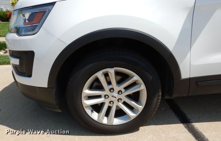 image for item GR9717 2016 Ford Explorer  SUV