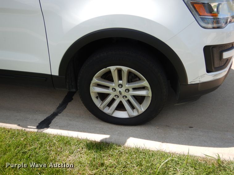 image for item GR9717 2016 Ford Explorer  SUV