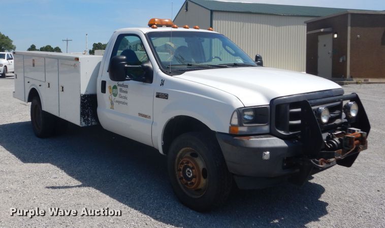 image for item GV9118 2004 Ford F550 Super Duty XL  utility truck