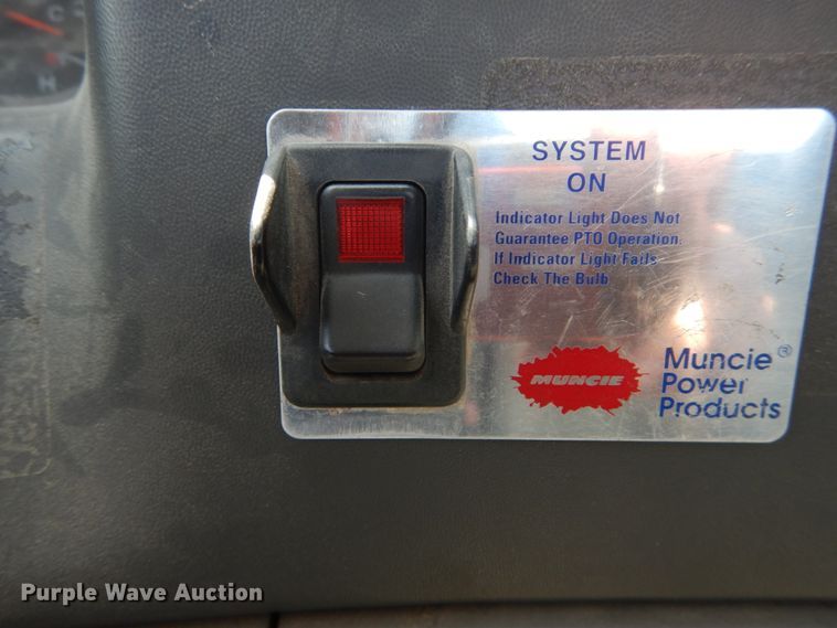 image for item GV9118 2004 Ford F550 Super Duty XL  utility truck