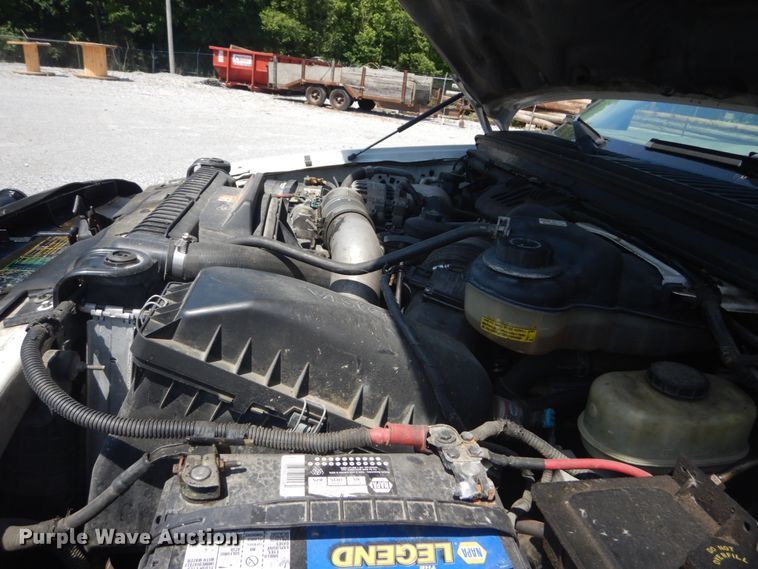 image for item GV9118 2004 Ford F550 Super Duty XL  utility truck