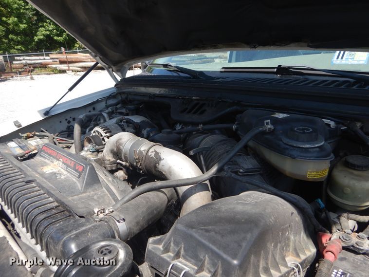 image for item GV9118 2004 Ford F550 Super Duty XL  utility truck