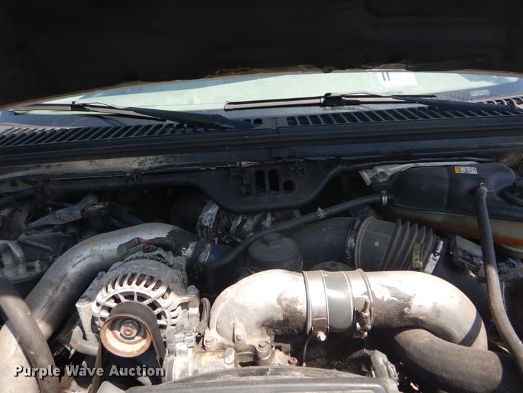 image for item GV9118 2004 Ford F550 Super Duty XL  utility truck