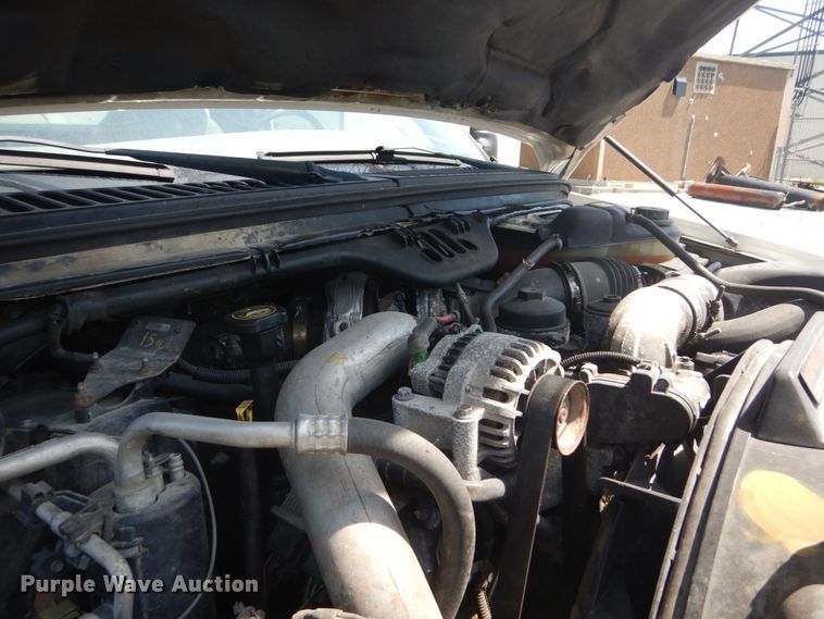 image for item GV9118 2004 Ford F550 Super Duty XL  utility truck