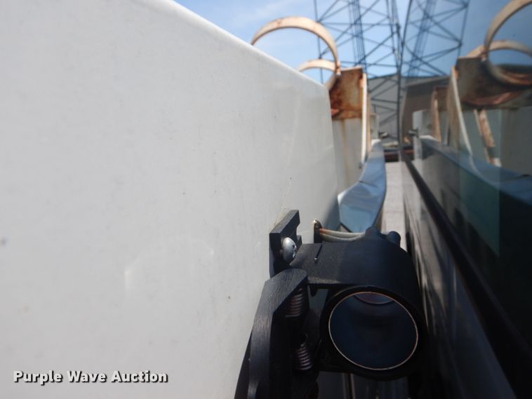 image for item GV9118 2004 Ford F550 Super Duty XL  utility truck