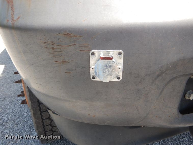 image for item GV9118 2004 Ford F550 Super Duty XL  utility truck