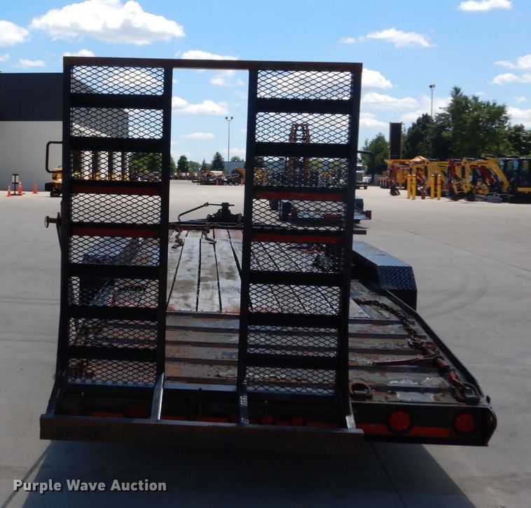 image for item GV9175 2015 Lucon equipment trailer