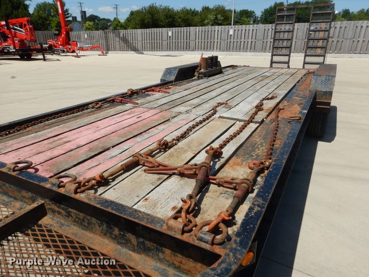 image for item GV9175 2015 Lucon equipment trailer