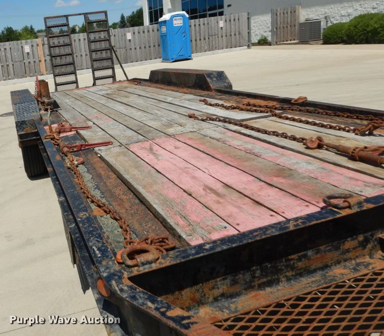 image for item GV9175 2015 Lucon equipment trailer