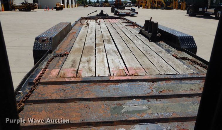 image for item GV9175 2015 Lucon equipment trailer