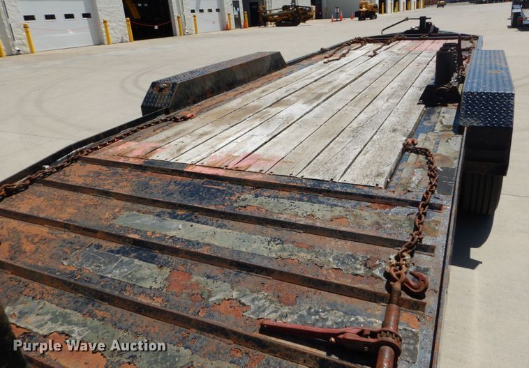 image for item GV9175 2015 Lucon equipment trailer