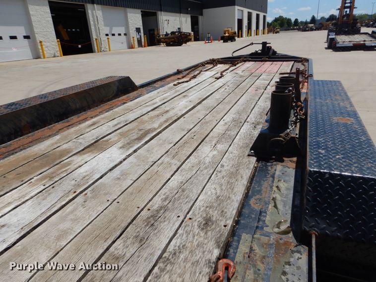 image for item GV9175 2015 Lucon equipment trailer