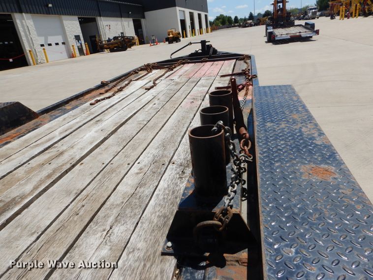 image for item GV9175 2015 Lucon equipment trailer