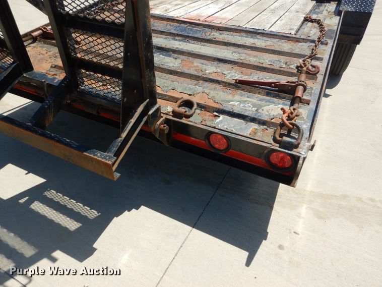 image for item GV9175 2015 Lucon equipment trailer