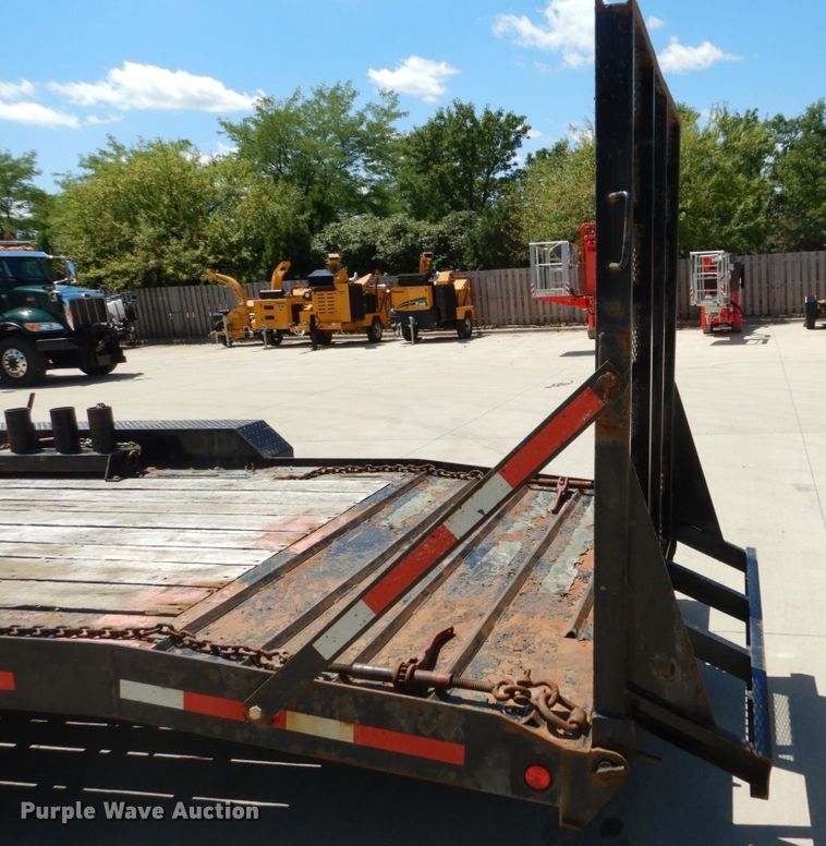 image for item GV9175 2015 Lucon equipment trailer