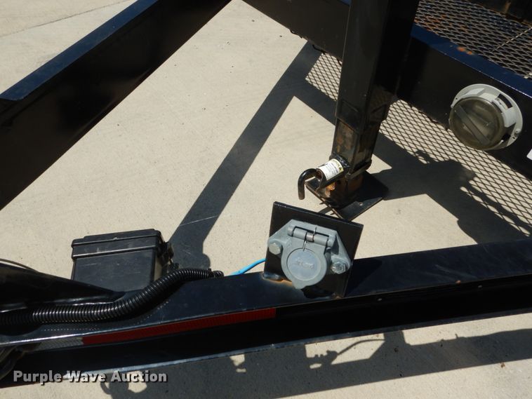 image for item GV9176 2014 Lucon tilt deck equipment trailer