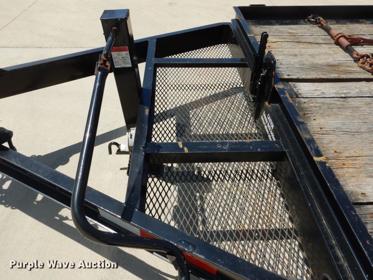 image for item GV9176 2014 Lucon tilt deck equipment trailer