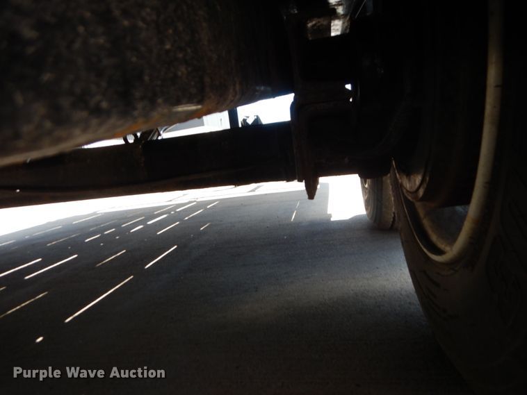 image for item GV9176 2014 Lucon tilt deck equipment trailer