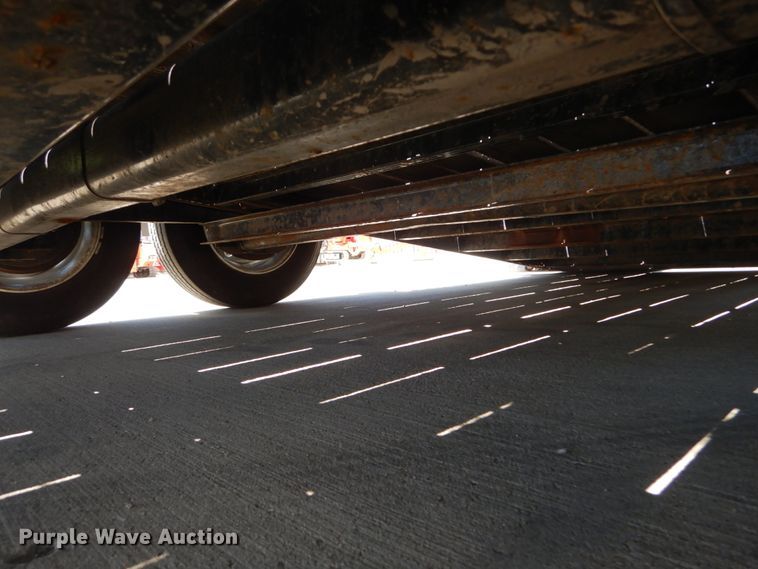 image for item GV9176 2014 Lucon tilt deck equipment trailer