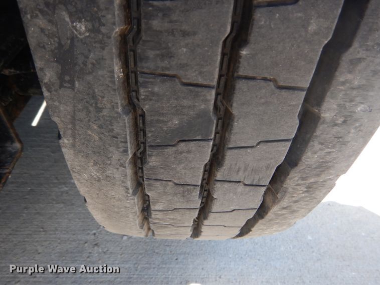 image for item GV9176 2014 Lucon tilt deck equipment trailer