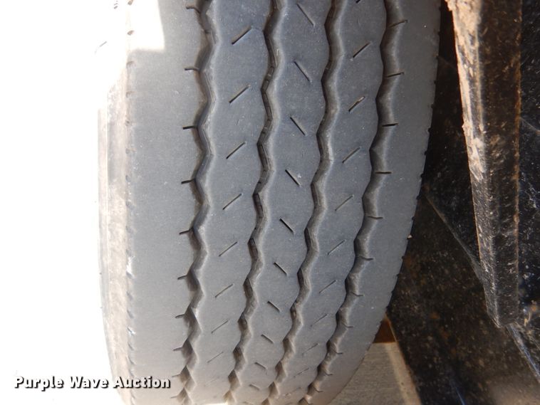 image for item GV9176 2014 Lucon tilt deck equipment trailer