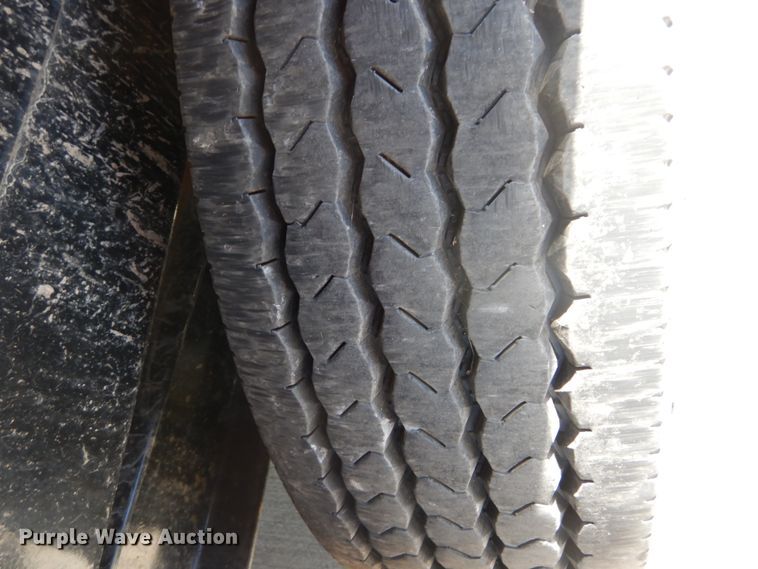 image for item GV9176 2014 Lucon tilt deck equipment trailer