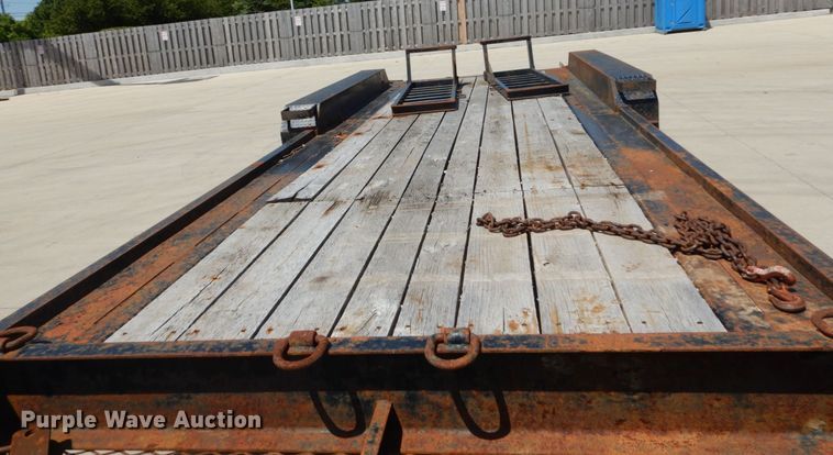 image for item GV9177 2016 Lucon equipment trailer