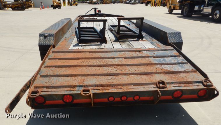 image for item GV9177 2016 Lucon equipment trailer
