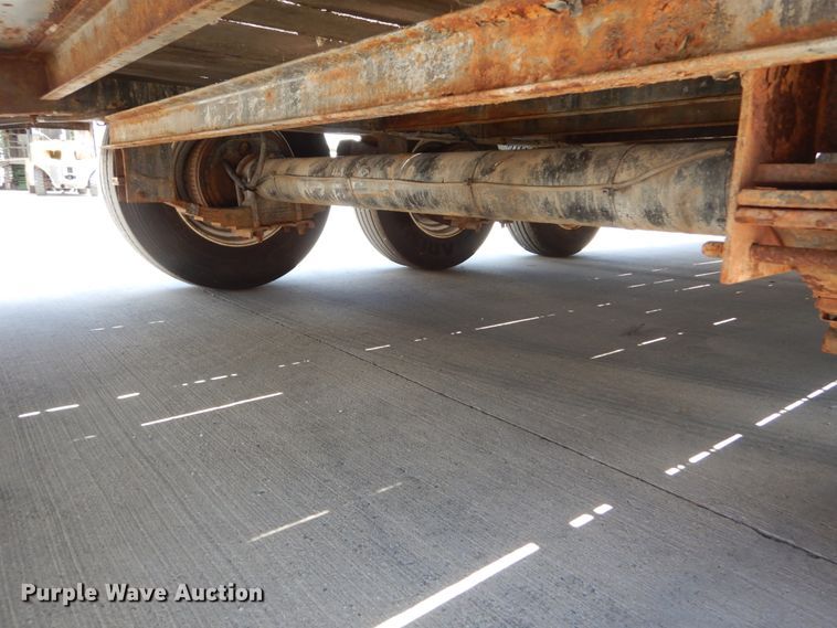 image for item GV9177 2016 Lucon equipment trailer