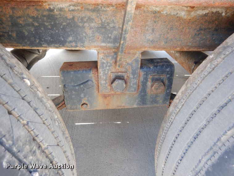 image for item GV9177 2016 Lucon equipment trailer