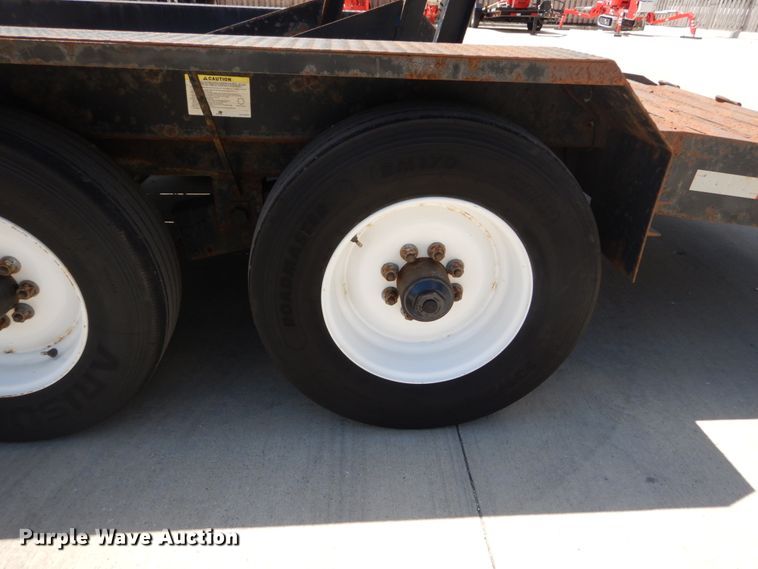 image for item GV9177 2016 Lucon equipment trailer