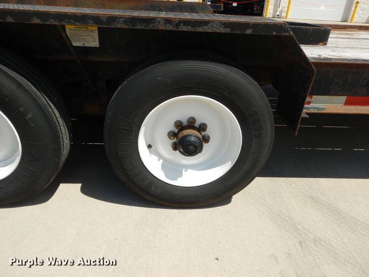 image for item GV9177 2016 Lucon equipment trailer