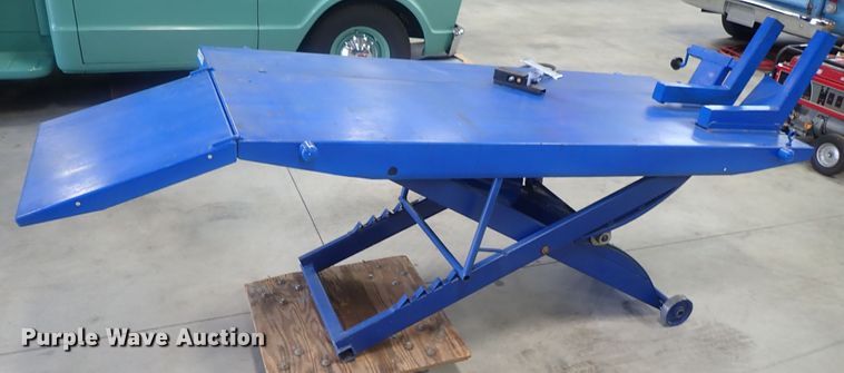 image for item GV9594 Motorcycle lift table