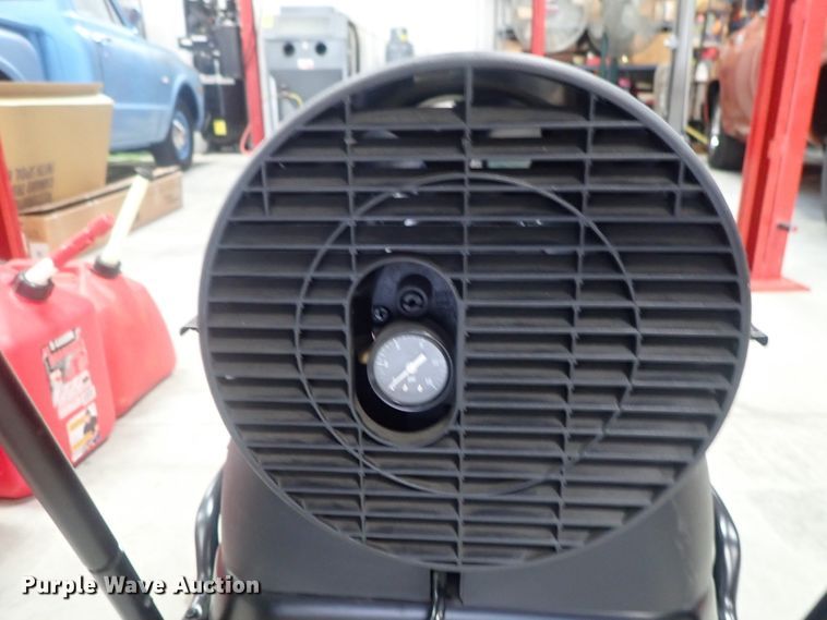 image for item GV9595 Mr. Heater kerosene heater
