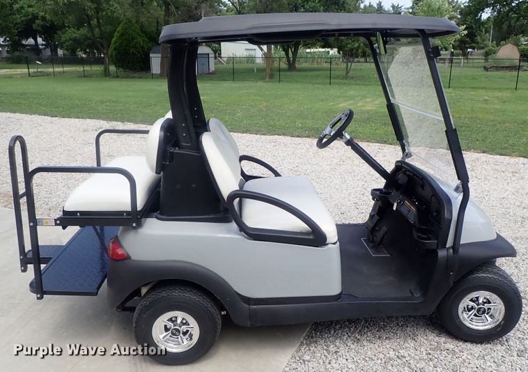 image for item GV9597 2017 Club Car golf cart