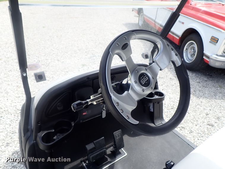 image for item GV9597 2017 Club Car golf cart