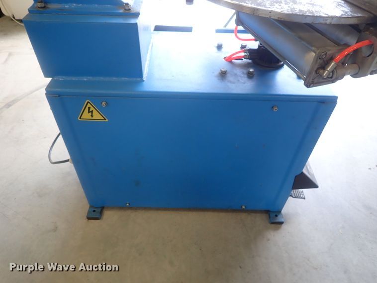 image for item GV9599 2007 Atlas TC-421 tire machine