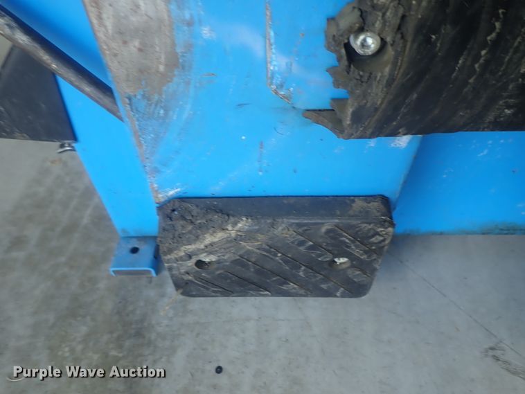 image for item GV9599 2007 Atlas TC-421 tire machine