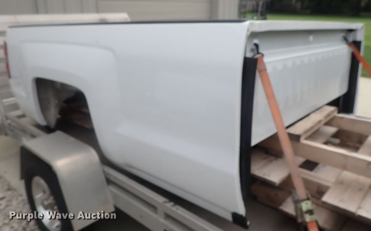 image for item GV9600 2017 Chevrolet Silverado pickup truck bed