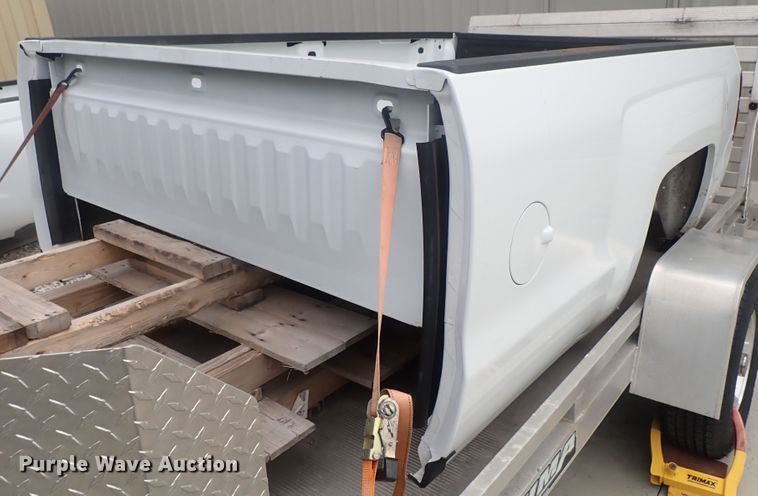 image for item GV9600 2017 Chevrolet Silverado pickup truck bed