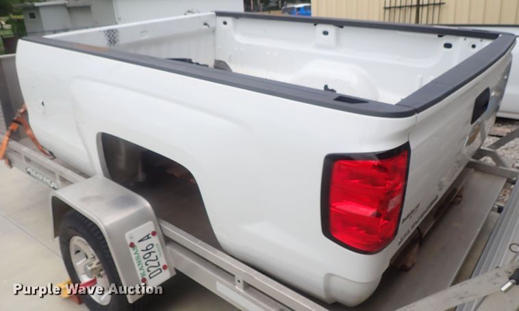 image for item GV9600 2017 Chevrolet Silverado pickup truck bed