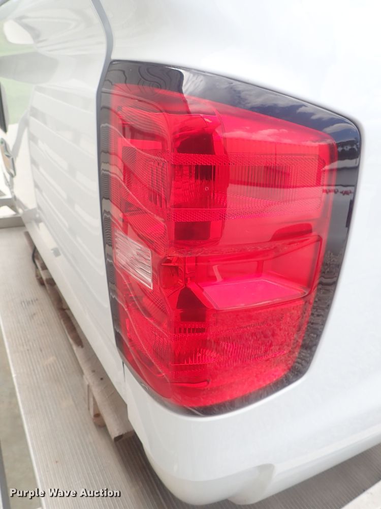 image for item GV9600 2017 Chevrolet Silverado pickup truck bed