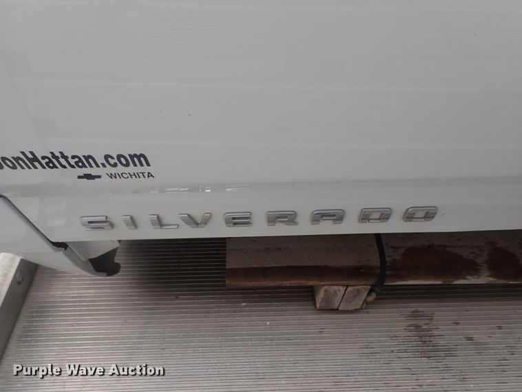 image for item GV9600 2017 Chevrolet Silverado pickup truck bed