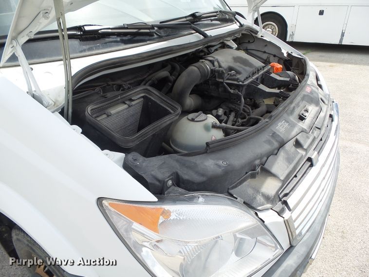 image for item GX9168 2012 Freightliner Sprinter 3500  box truck