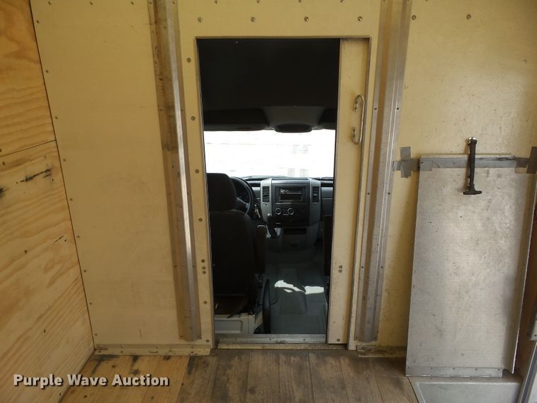 image for item GX9168 2012 Freightliner Sprinter 3500  box truck