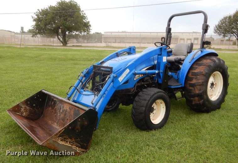 image for item HB9345 2004 New Holland TC55DA  MFWD tractor