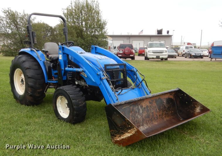 image for item HB9345 2004 New Holland TC55DA  MFWD tractor
