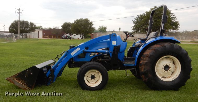 image for item HB9345 2004 New Holland TC55DA  MFWD tractor