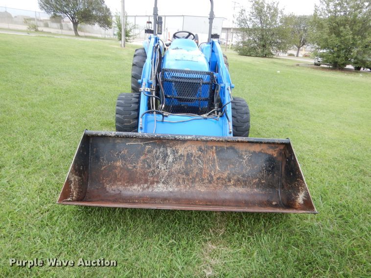 image for item HB9345 2004 New Holland TC55DA  MFWD tractor