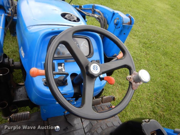 image for item HB9345 2004 New Holland TC55DA  MFWD tractor